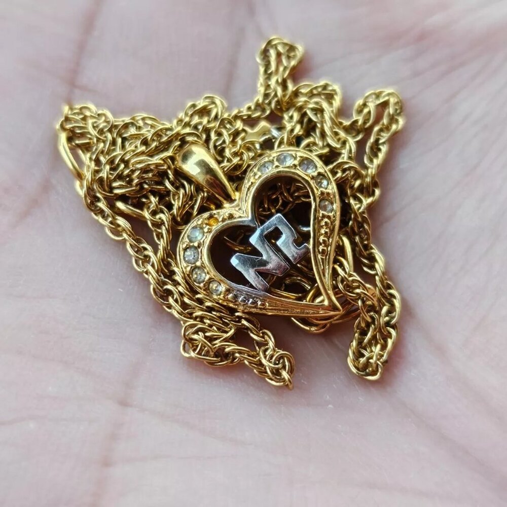 Nina Ricci Women Necklace Gold Tone Heart Shape Pendant Jewelry - Picture 11 of 11